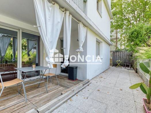 Appartement à vendre 315 000 € 4 pièces 3 chambres 83,74 m² Étage 1/6 Monplaisir Lyon 8ème arrondissement 69008