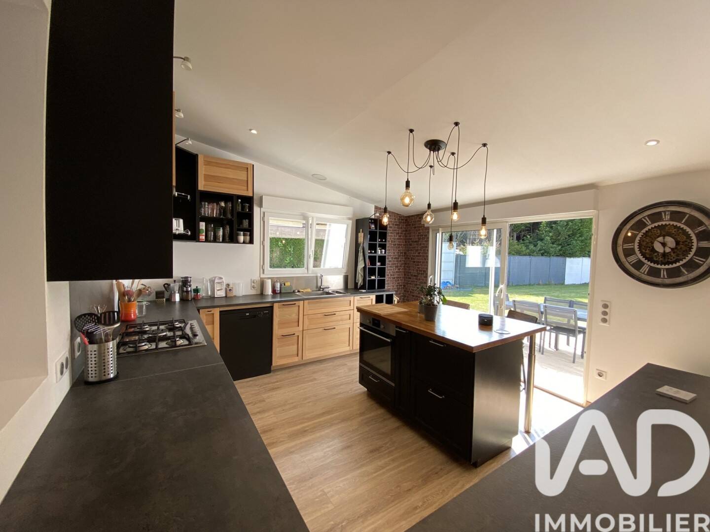 Maison à vendre, 205m², MEZIERES EN SANTERRE
