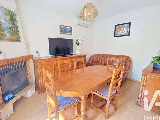Maison à vendre 299 000 € 4 pièces 3 chambres 58 m² 402 m² de terrain Mairie Rouxel-Sud Est Pontault-Combault 77340