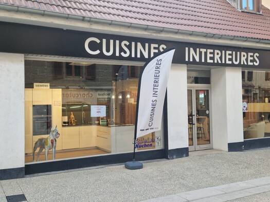 Local commercial à louer 1 253 € 100 m² de surface de vente Centre Nord Rumilly 74150