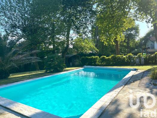 Maison à vendre 325 000 € 7 pièces 6 chambres 179 m² 955 m² de terrain Biarnes Saint-Pierre-du-Mont 40280