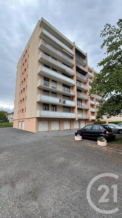 Garage/Stationnement à louer 93 € 15 m² Melun 77000