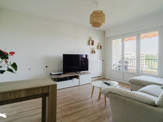 Appartement à vendre 189 792 € 2 pièces 1 chambre 51 m² Étage 6/7 La Mulatière 69350