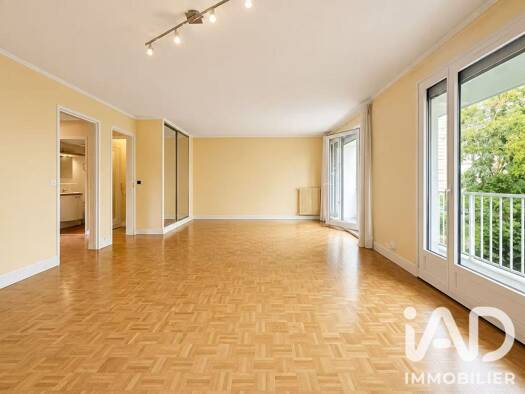 Appartement à vendre 289 000 € 4 pièces 1 chambre 80,25 m² Étage 1/4 Bords de Marne Créteil 94000
