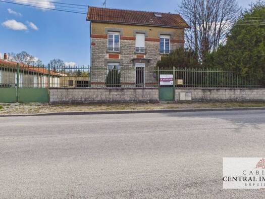 Maison à vendre 120 000 € 4 pièces 3 chambres 71,63 m² 1 486 m² de terrain Maizières-la-Grande-Paroisse 10510