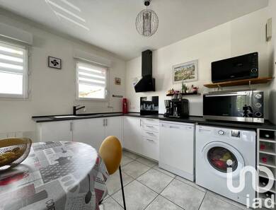 Appartement à vendre 189 900 € 2 pièces 1 chambre 45 m² Dernier étage, Étage 1/1 Saint-Martin-de-Hinx 40390