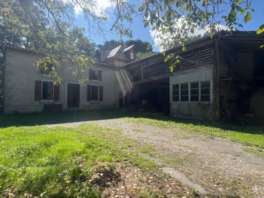 Maison à vendre 162 000 € 6 pièces 4 chambres 191 m² 2 500 m² de terrain Sauveterre-de-Comminges 31510
