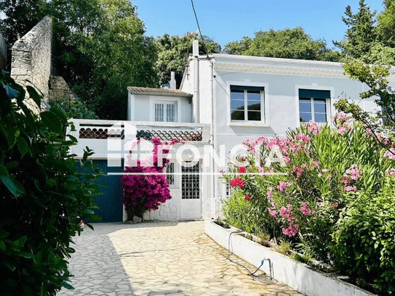 Maison à louer, 120m², VILLENEUVE LES AVIGNON