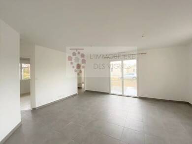 Maison de plain-pied à louer 1 250 € 4 pièces 3 chambres 75 m² 570 m² de terrain Martillac 33650