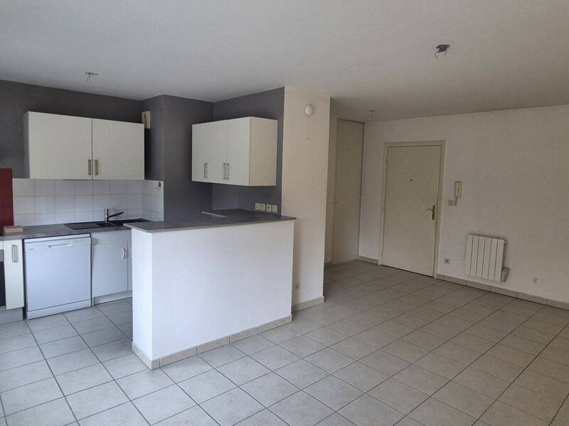 Maison à louer, 46m², SOLAIZE