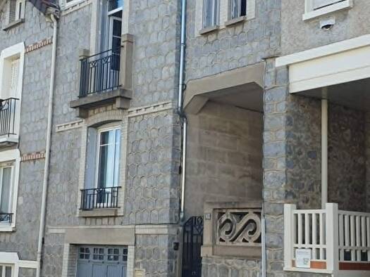 Maison à vendre 179 300 € 4 pièces 2 chambres 82 m² 180 m² de terrain Limoges 87000