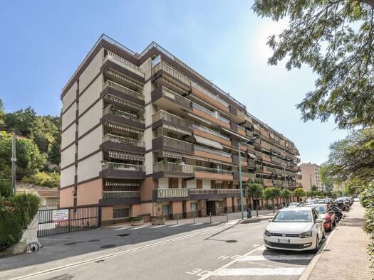 Appartement à vendre 296 000 € 3 pièces 2 chambres 71 m² Étage 2/6 Menton 06500