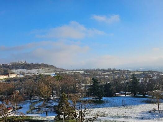 Appartement à vendre 160 000 € 4 pièces 3 chambres 84 m² Étage 3/3 Mail-Canzio-Jouvet Talant 21240