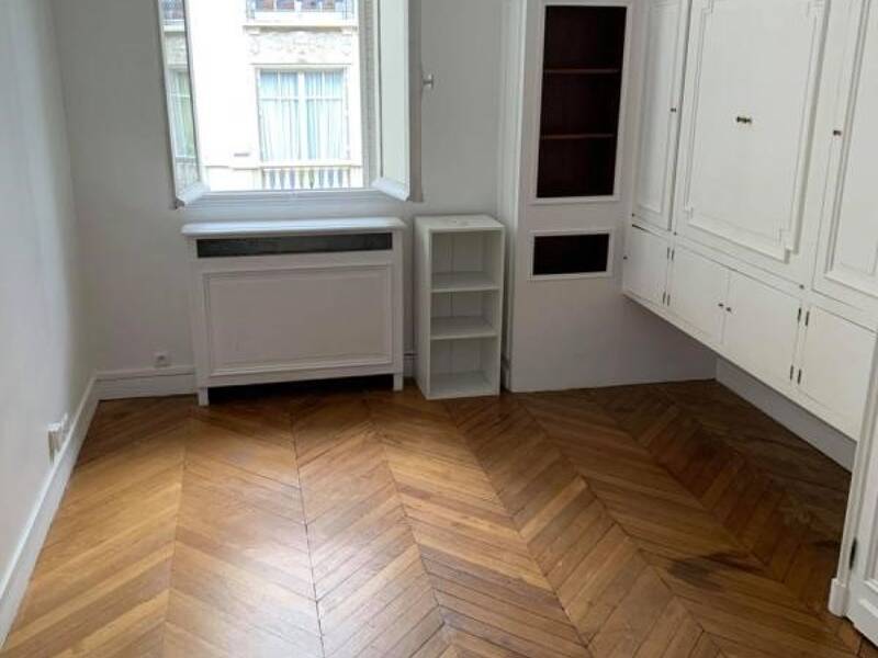 Maison à louer, 18m², PARIS 16E