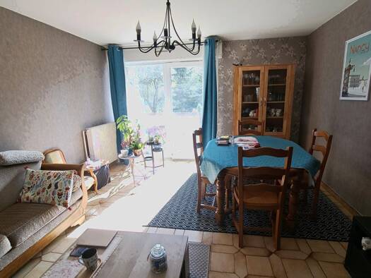 Appartement à louer 735 € 3 pièces 2 chambres 70 m² 1er étage Vandœuvre-lès-Nancy 54500
