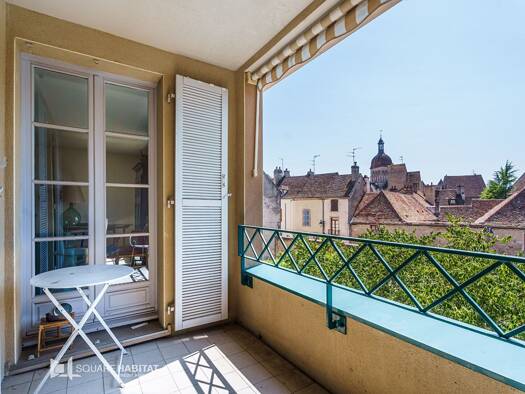 Appartement à vendre 340 000 € 3 pièces 2 chambres 90,22 m² Étage 2/3 Centre Ville Beaune 21200