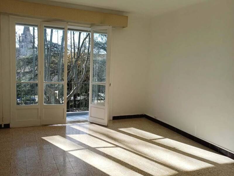 Maison à louer, 67m², TARASCON