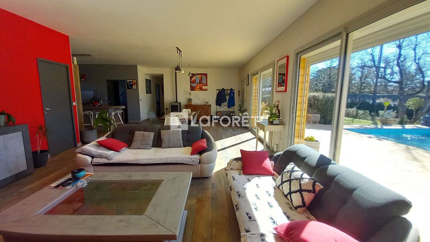 Maison à vendre, 145m², SAINT SATURNIN LES APT