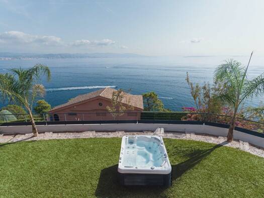 Appartement à vendre - neuf 1 350 000 € 4 pièces 126,5 m² RDC Théoule-sur-Mer 06590