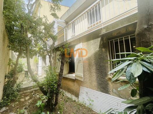 Maison à vendre 230 000 € 5 pièces 4 chambres 165 m² 186 m² de terrain Béziers 34500