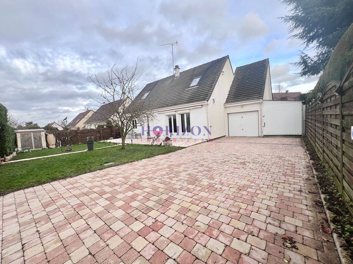 Maison à vendre, 135m², LA CHAPELLE EN SERVAL