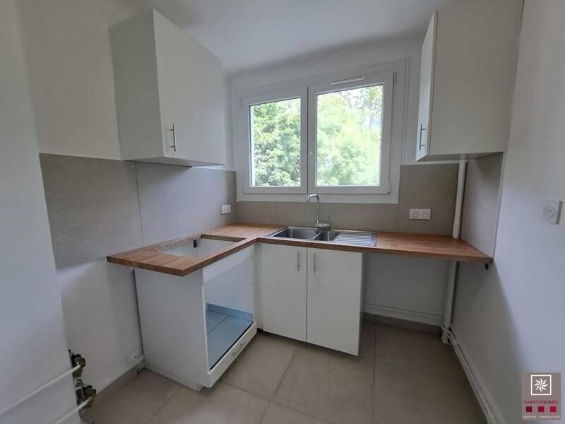 Maison à louer, 57m², TASSIN LA DEMI LUNE