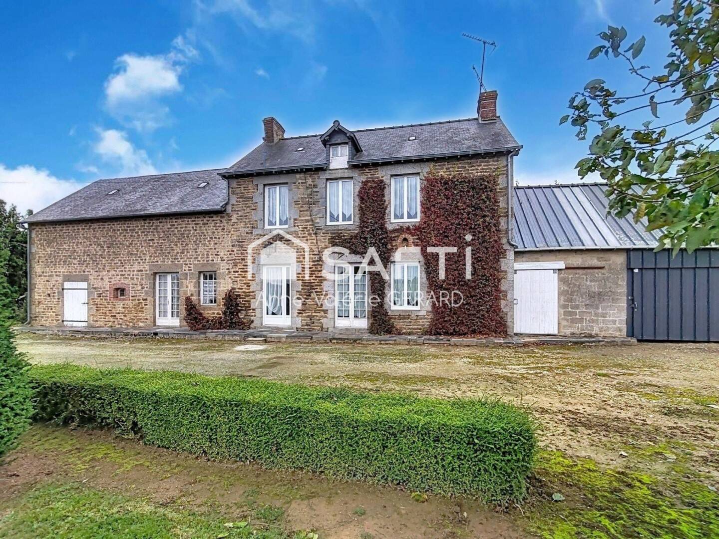 Maison à vendre, 125m², FOUGEROLLES DU PLESSIS