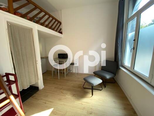 Appartement à louer 350 € 1 pièce 13,2 m² Centre Ville Béthune 62400