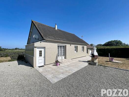 Maison de plain-pied à vendre 235 000 € 4 pièces 2 chambres 86 m² 1 262 m² de terrain La Plage Bretteville-sur-Ay 50430