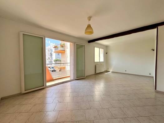 Appartement à vendre 87 740 € 3 pièces 2 chambres 66,3 m² Étage 1/5 Ganges 34190