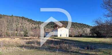 Villa à vendre 480 000 € 4 pièces 3 chambres 160 m² 31 355 m² de terrain Allemagne en Provence 04500
