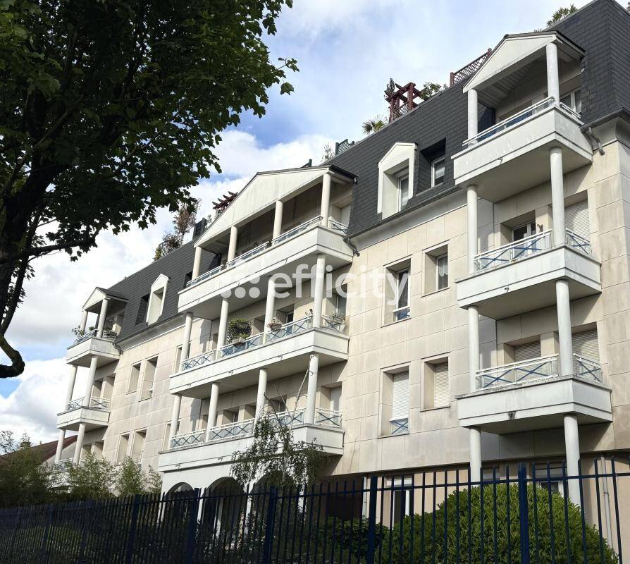 Maison à vendre, 45m², SAINT MAUR DES FOSSES