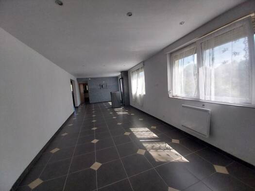 Maison à vendre 145 000 € 8 pièces 4 chambres 196 m² Faulquemont 57380