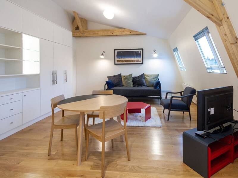 Maison à louer, 32m², PARIS 16E