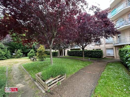 Appartement à vendre 165 000 € 3 pièces 2 chambres 55 m² 2ème étage Jouy-le-Moutier 95280
