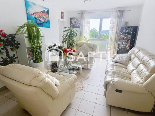 Appartement à vendre 88 000 € 4 pièces 2 chambres 63 m² Étage 4/4 Étampes-sur-Marne 02400