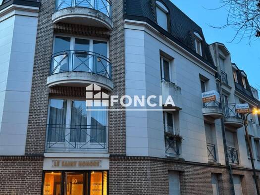 Appartement à vendre 111 900 € 1 pièce 38,4 m² Étage 2/3 Saint Honoré-Jeanne d'Arc Amiens 80000