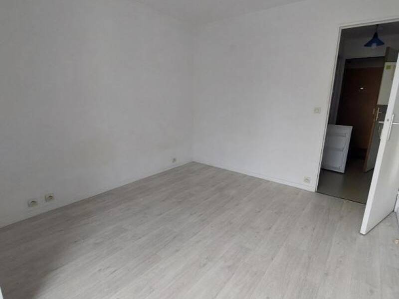 Maison à louer, 17m², LE KREMLIN BICETRE