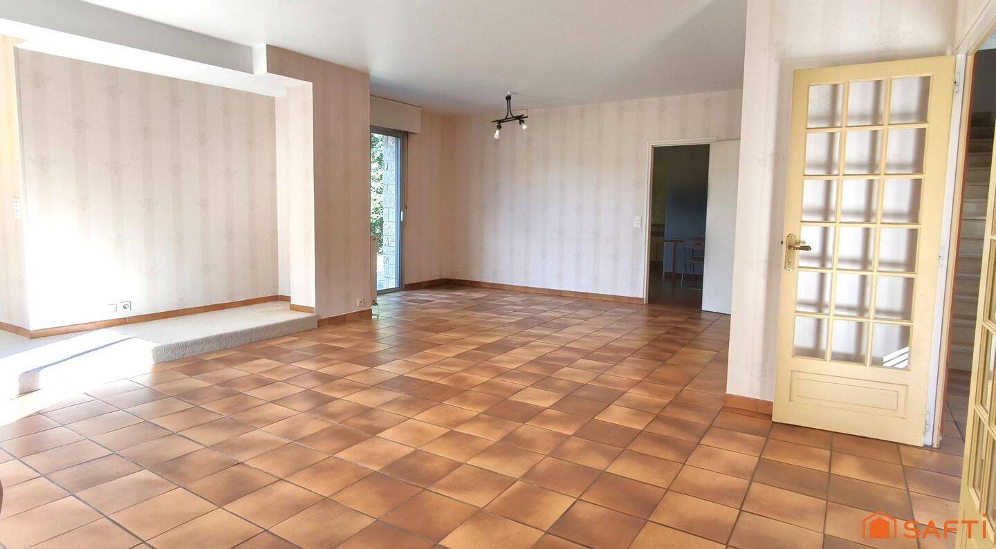 Maison à vendre, 201m², L'ETANG LA VILLE