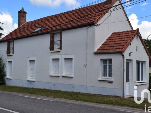 Maison à vendre 67 000 € 4 pièces 2 chambres 95 m² 682 m² de terrain Beaulieu-sur-Loire 45630