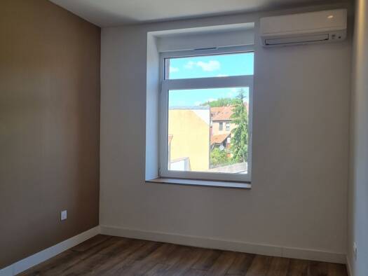 Appartement à vendre 112 000 € 2 pièces 1 chambre 50 m² Étage 1/3 Centre Ville Sarreguemines 57200