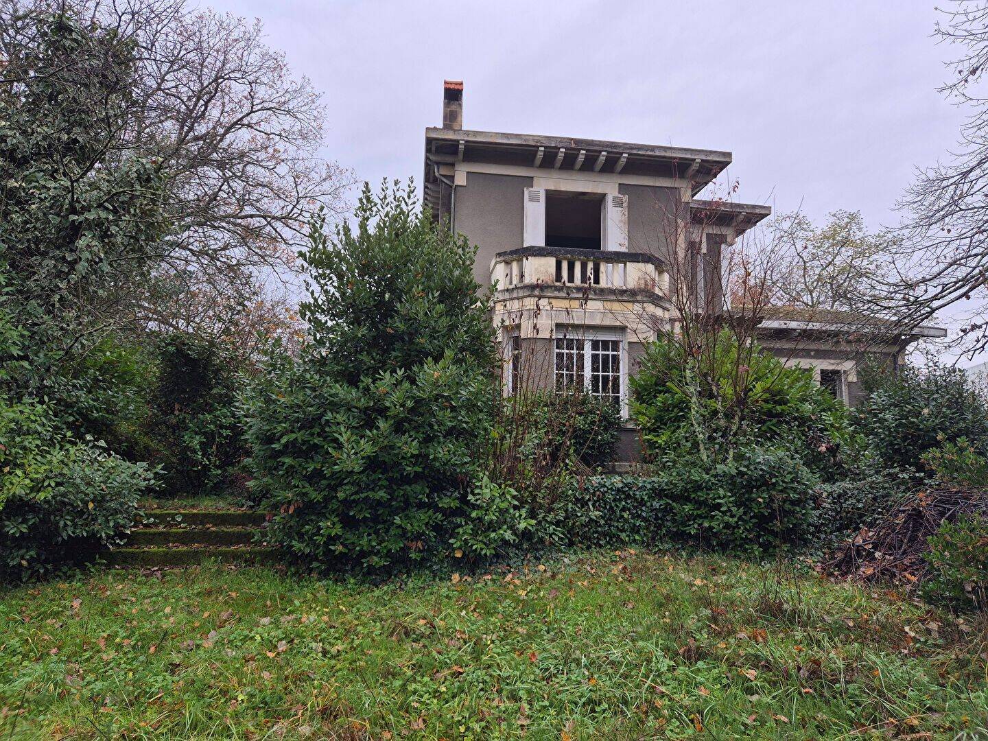 Maison à vendre, 160m², SAINT SULPICE ET CAMEYRAC