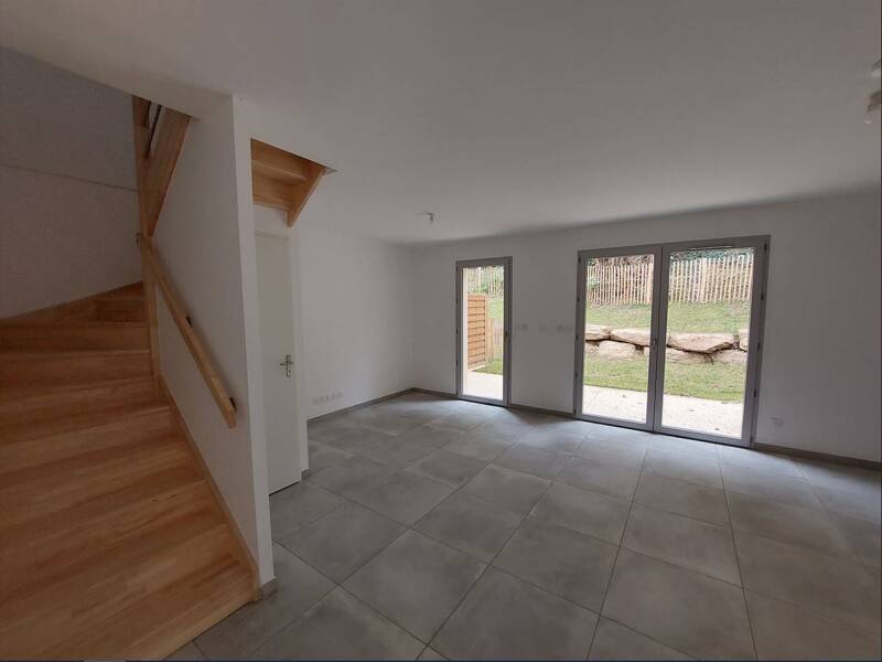 Maison à louer, 83m², FONTAINES SAINT MARTIN