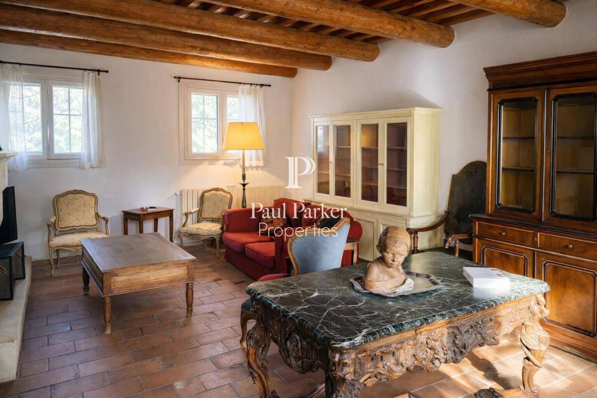 Maison à vendre, 240m², CHATEAURENARD