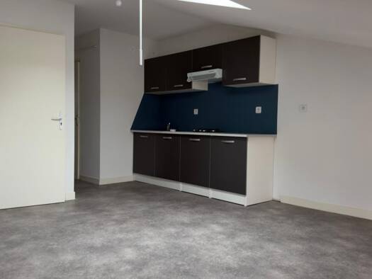 Appartement à louer 480 € 2 pièces 1 chambre 30,5 m² 3ème étage Est Saint-Junien 87200