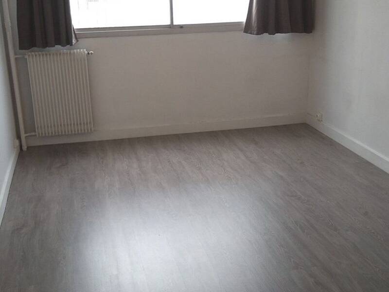 Maison à louer, 22m², PARIS 18E