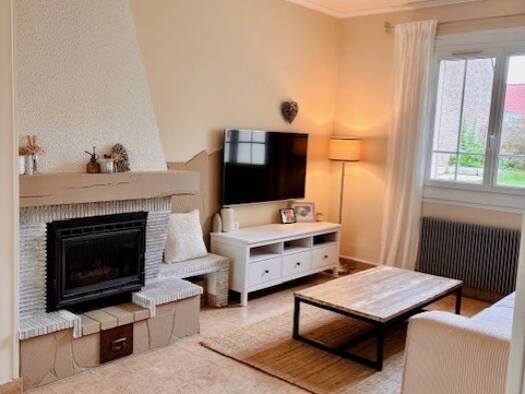 Maison de plain-pied à vendre 332 000 € 5 pièces 4 chambres 145 m² 300 m² de terrain Gentelles 80800