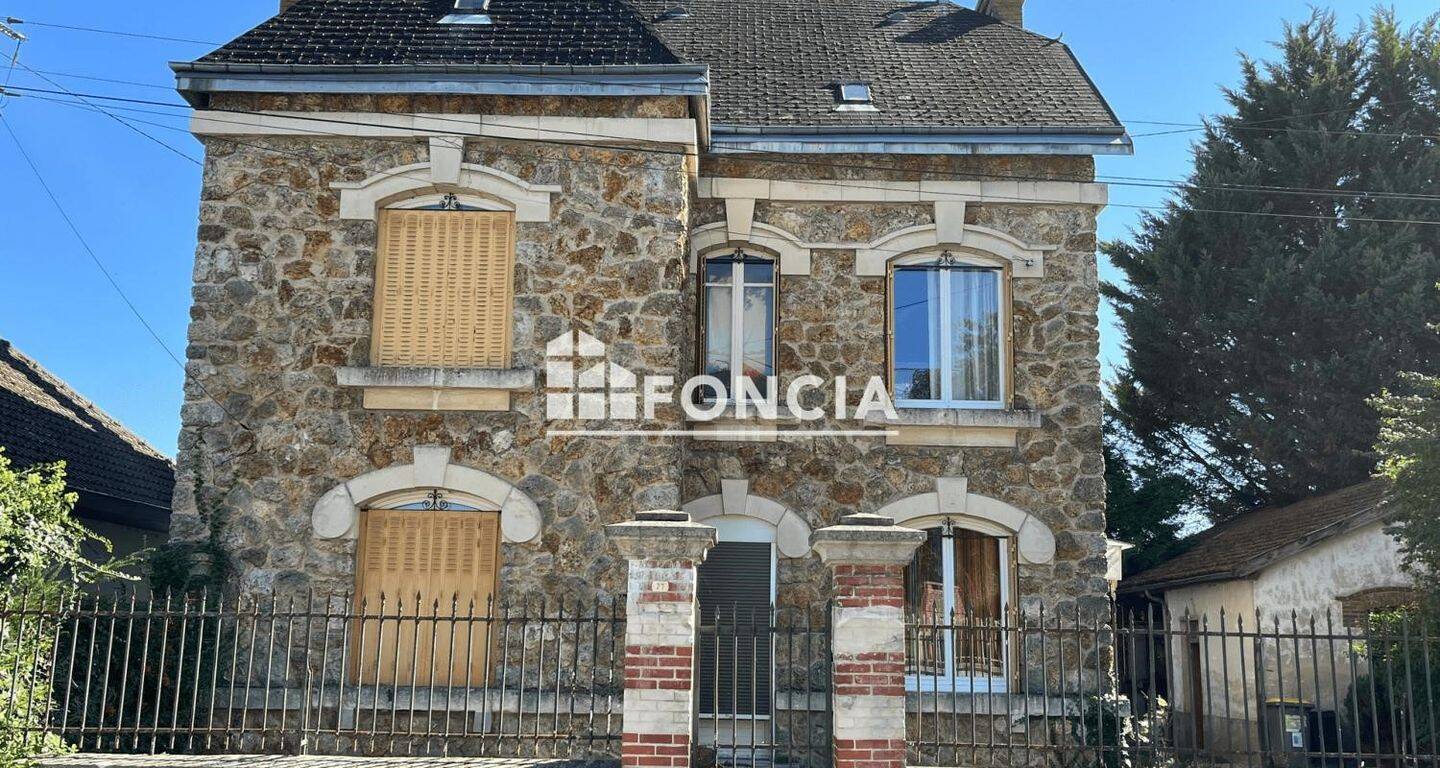 Maison à vendre, 135m², SAINT ERME OUTRE ET RAMECOURT