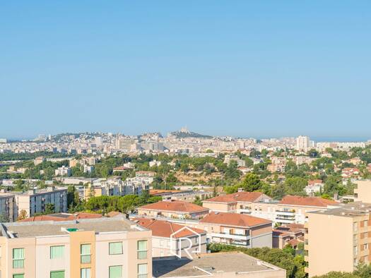 Appartement à vendre 245 000 € 4 pièces 3 chambres 80,1 m² Étage 7/7 La Fourragère Marseille 12ème arrondissement 13012
