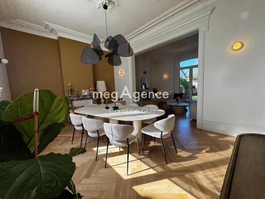 Demeure à vendre 399 000 € 7 pièces 5 chambres 166 m² 515 m² de terrain Rive Gauche Arques 62510